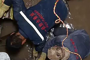 黔东南电梯井堵漏施工视频